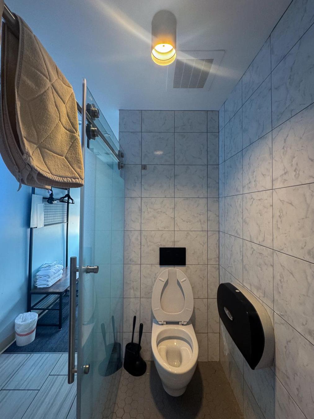 U Street Capsule Hostel واشنطن المظهر الخارجي الصورة