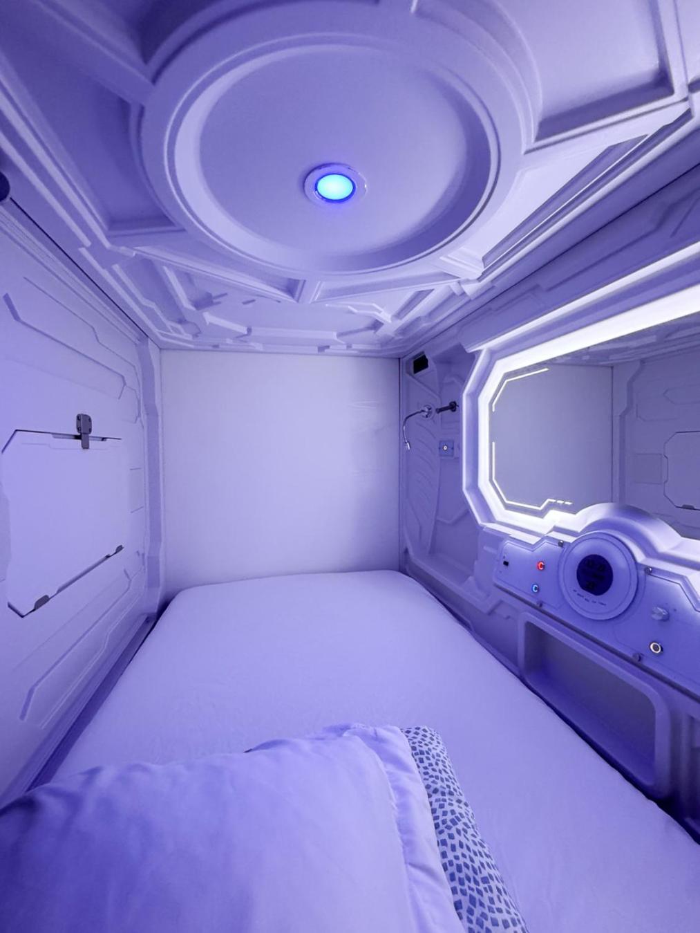 U Street Capsule Hostel واشنطن المظهر الخارجي الصورة