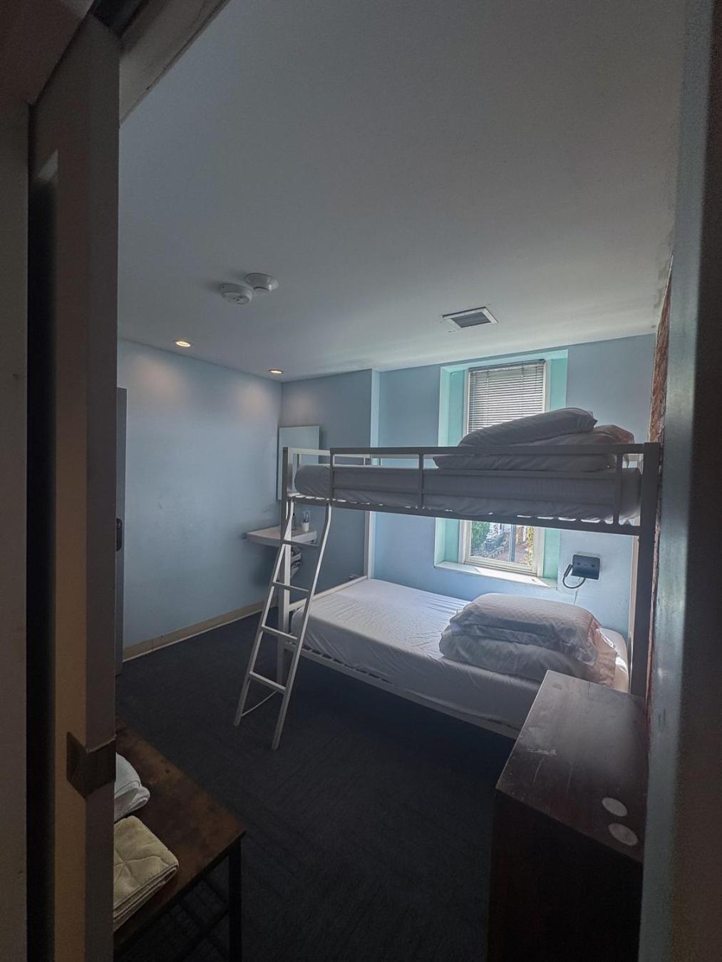 U Street Capsule Hostel واشنطن المظهر الخارجي الصورة
